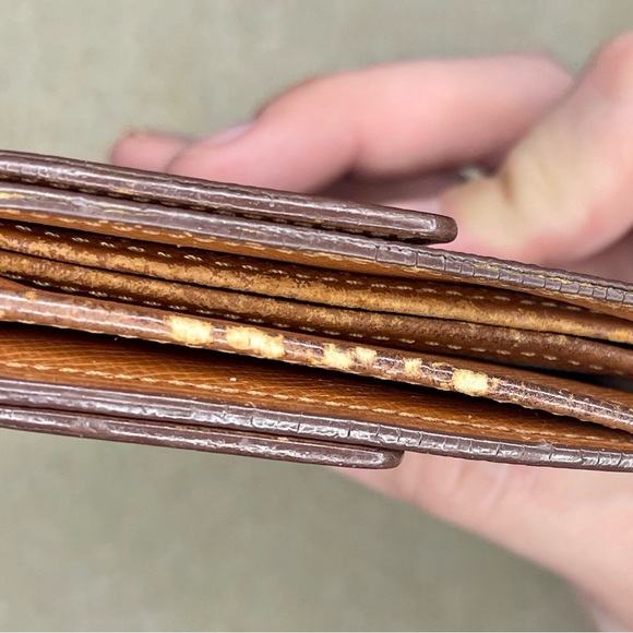 Louis Vuitton Monogram Wallet - Picture 3 of 8